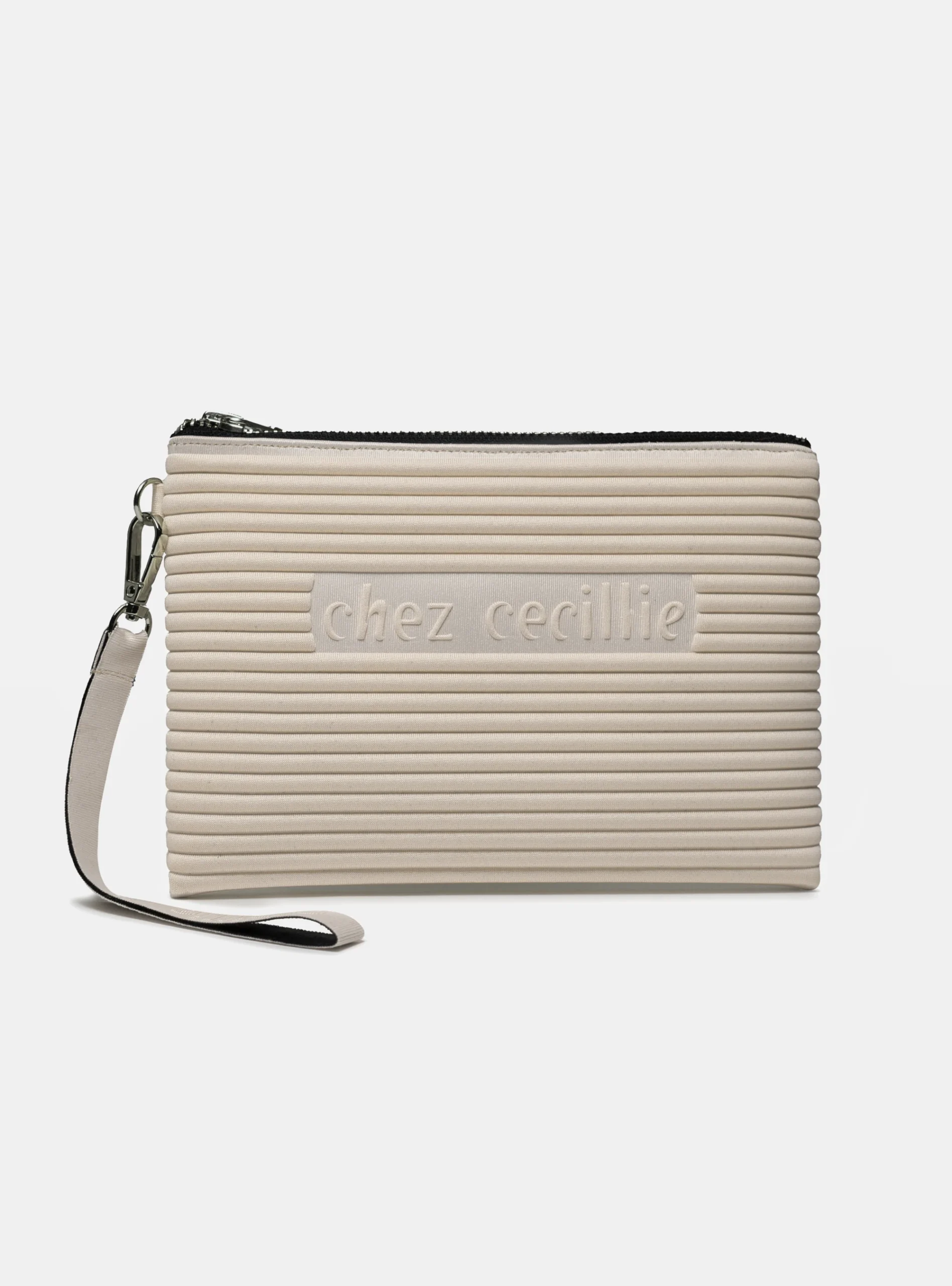 beige-nude-bolso-pequeno-mano